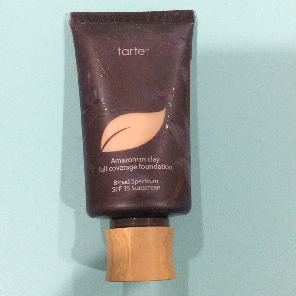 Tarte Amazonian Clay Foundation